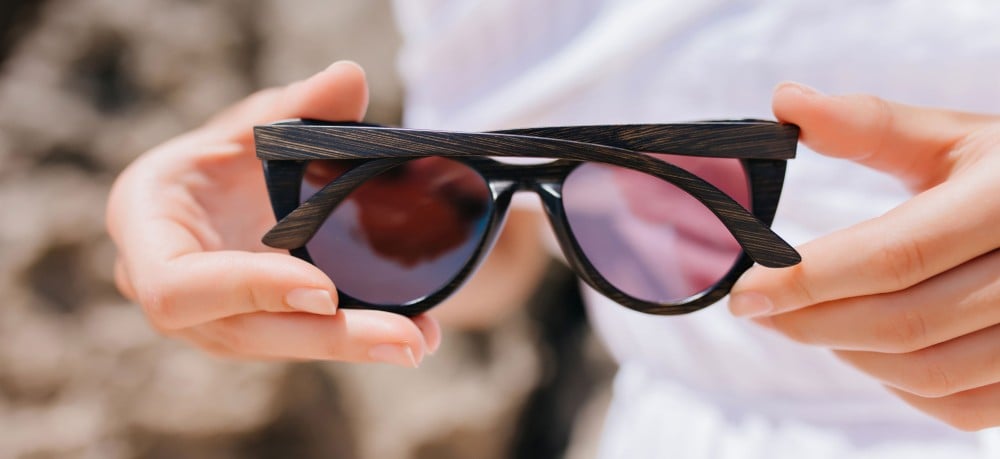 أهمية ارتداء النظارات الشمسية للحفاظ على صحة العين